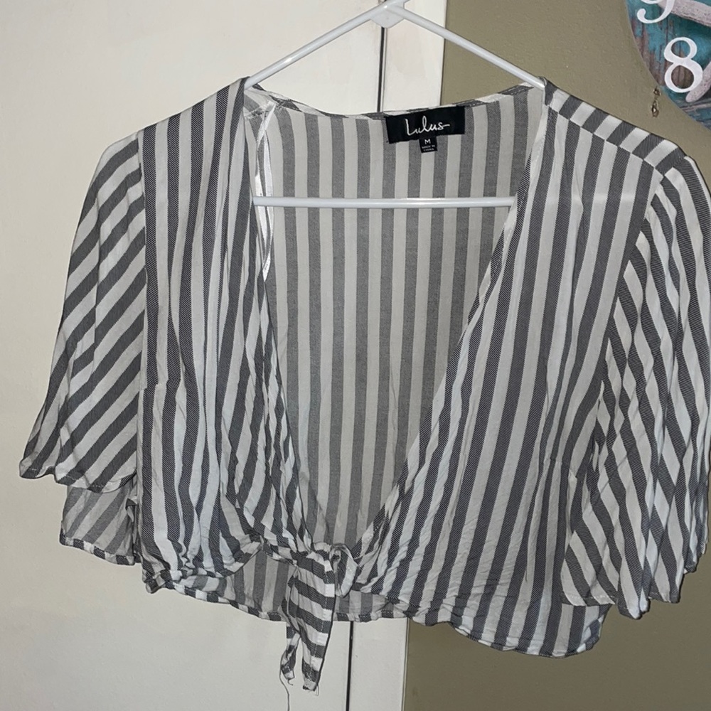 Lulus white and gray tie crop top never worn!!!